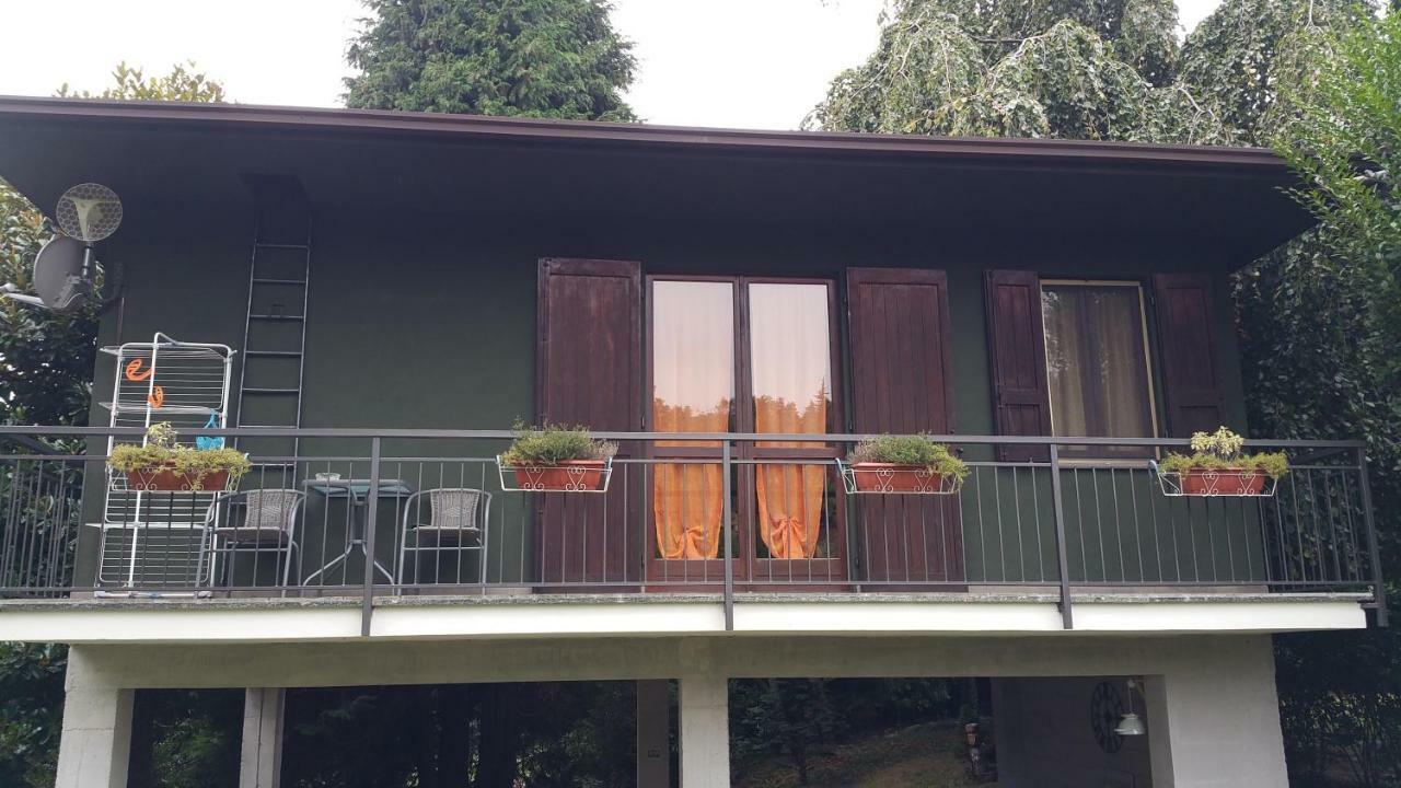 Romagnoli Family Cottage Ameno Exteriör bild